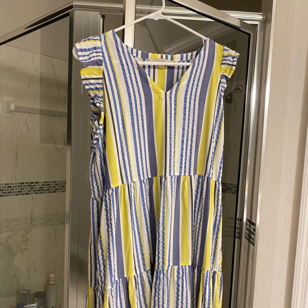 Loft dress size small